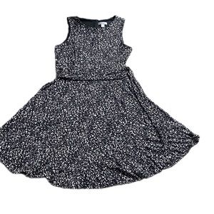 Vintage Christopher Banks Black and white Sleeveless dress   Size 16